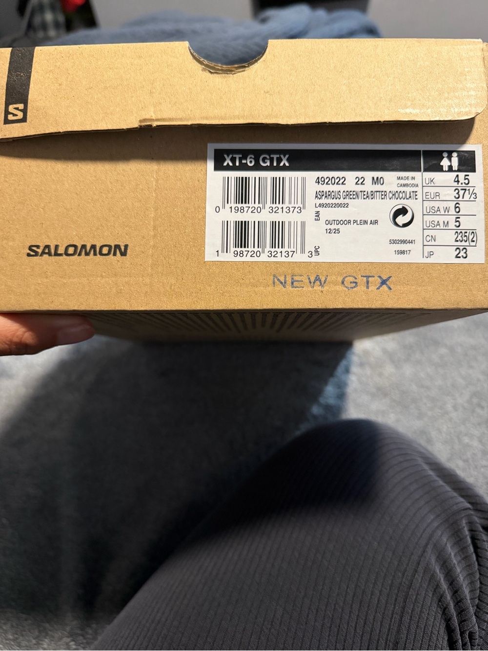 Salomon XT-6 GORE-TEX Trail Sneaker — Cream with Black Accents - Picture 7 of 11